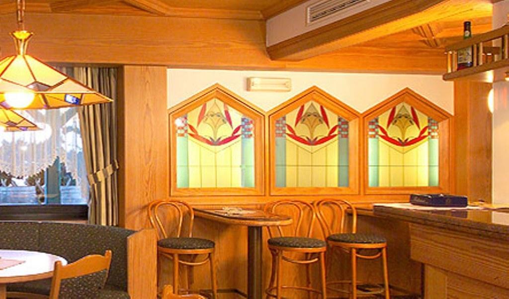 Hotel Sureghes Ortisei Exterior photo